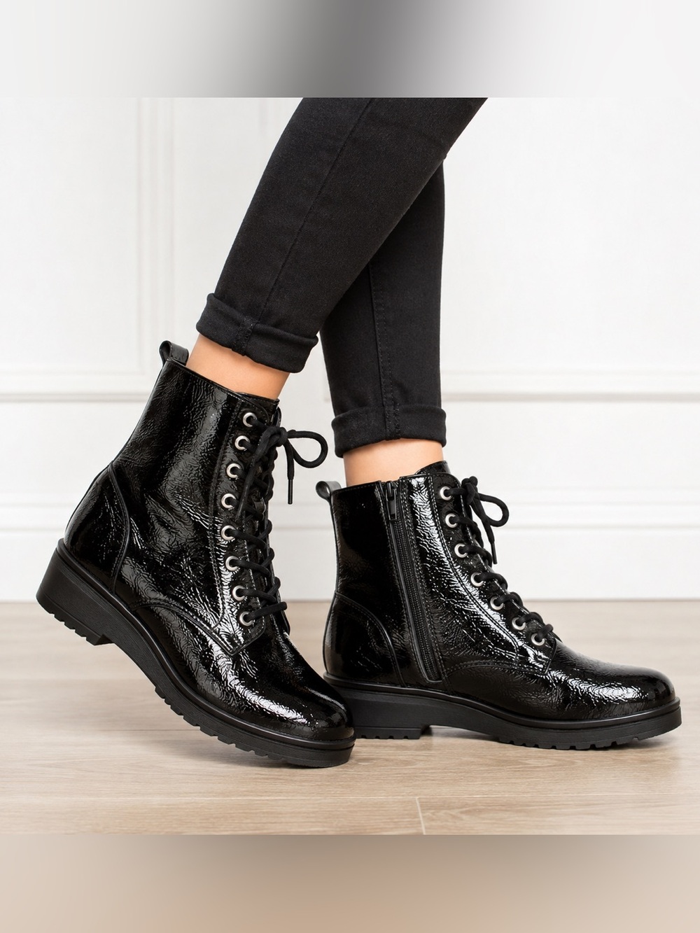 Steve Madden Giorgie Women’s Black Patent Combat Boots Lace Up Side Zip size 10